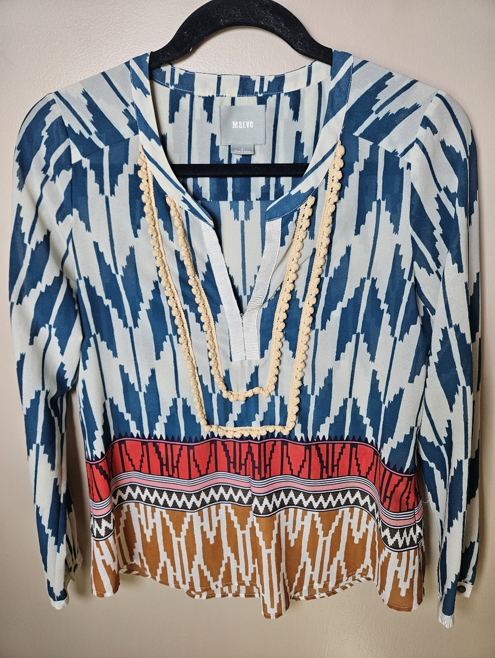 Maeve Athropologie Sheer Aztec Southwestern Boho Vneck Notch Neck Blouse Size 0